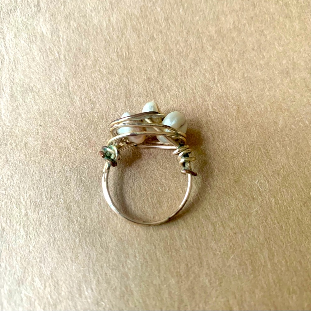 Gold Wire-Wrapped Shell Cluster Ring - Picture 4 of 5